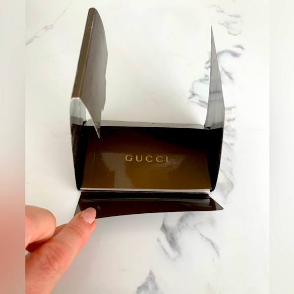 Authentic Gucci authenticity card/booklet - Picture 2 of 3